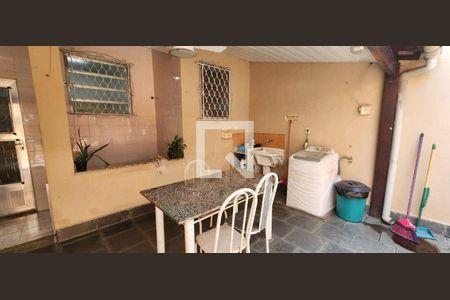 Casa à venda com 3 quartos, 100m² em Curicica, Rio de Janeiro