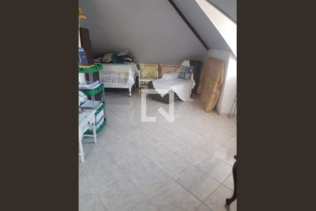 Casa à venda com 4 quartos, 360m² em Vargem Pequena, Rio de Janeiro