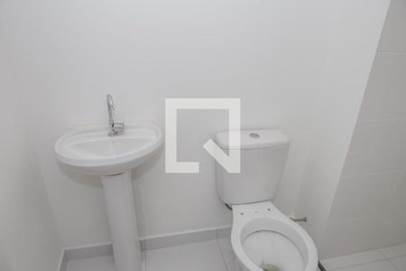 Banheiro da Suíte de apartamento para alugar com 1 quarto, 28m² em Várzea da Barra Funda, São Paulo