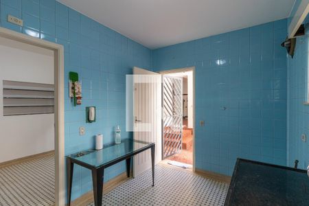 Cozinha de casa para alugar com 3 quartos, 286m² em Itaim Bibi, São Paulo