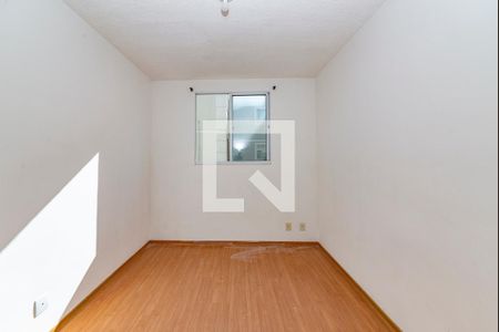 Quarto 2 de apartamento para alugar com 2 quartos, 54m² em Chacaras Reunidas Santa Terezinha, Contagem