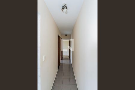 Corredor de apartamento para alugar com 2 quartos, 62m² em Jardim Marilu, São Paulo