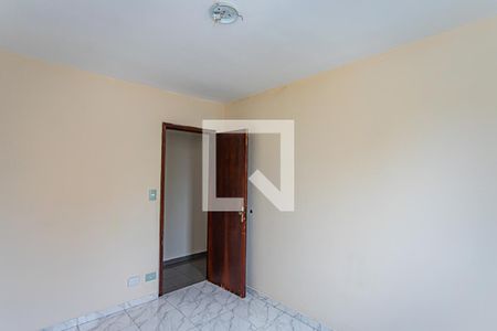 Quarto 1 de apartamento para alugar com 2 quartos, 62m² em Jardim Marilu, São Paulo