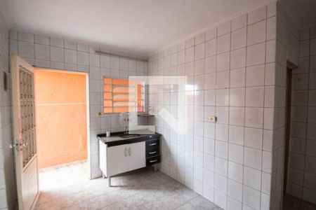 Cozinha 2 de casa à venda com 5 quartos, 200m² em Parque Vitoria, São Paulo