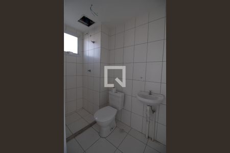 Banheiro de apartamento à venda com 1 quarto, 29m² em Vila Butantã, São Paulo