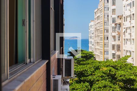 Sala Vista de apartamento à venda com 3 quartos, 130m² em Copacabana, Rio de Janeiro