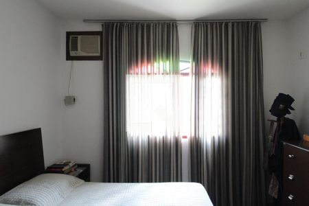 Suite de casa à venda com 3 quartos, 411m² em Santa Monica, Belo Horizonte