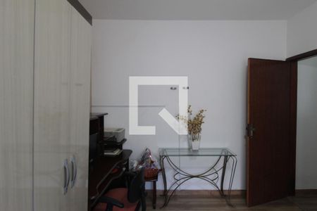 Quarto de casa à venda com 3 quartos, 411m² em Santa Monica, Belo Horizonte