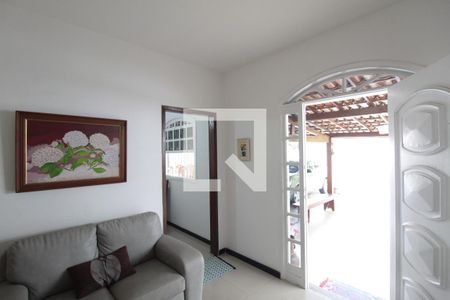 Sala de casa à venda com 3 quartos, 411m² em Santa Monica, Belo Horizonte