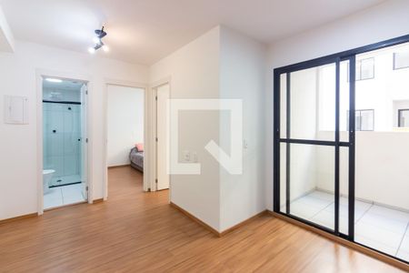 Sala de apartamento para alugar com 2 quartos, 36m² em Metalúrgicos, Osasco