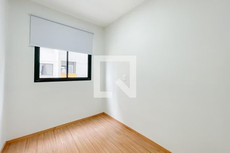Quarto 2 de apartamento para alugar com 2 quartos, 36m² em Metalúrgicos, Osasco