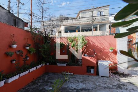 Casa 1 - Vista da Sala de casa à venda com 4 quartos, 200m² em Vila Romero, São Paulo