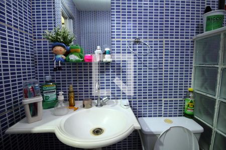 Banheiro de apartamento para alugar com 1 quarto, 60m² em Irajá, Rio de Janeiro