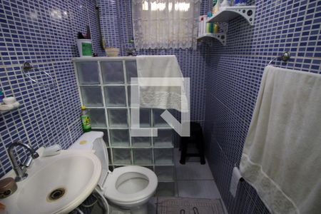 Banheiro de apartamento para alugar com 1 quarto, 60m² em Irajá, Rio de Janeiro