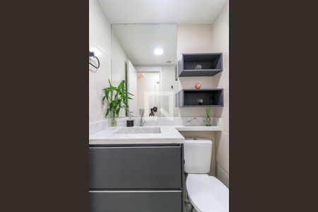 Banheiro Social de apartamento à venda com 2 quartos, 36m² em Jardim Caravelas, São Paulo