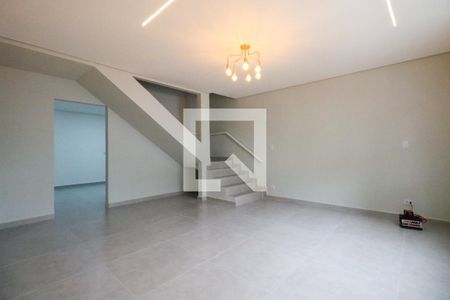 Sala de casa à venda com 3 quartos, 140m² em Olímpico, São Caetano do Sul