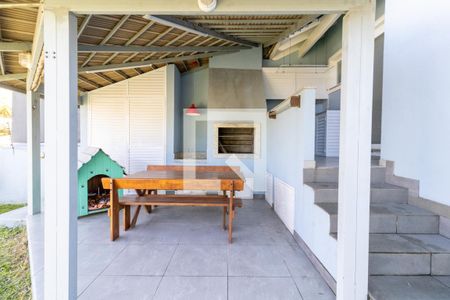 Churrasqueira de casa à venda com 3 quartos, 138m² em Guarujá, Porto Alegre