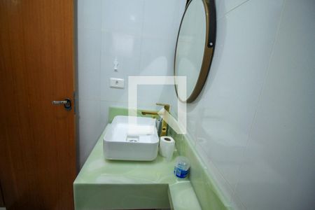 Banheiro de kitnet/studio à venda com 2 quartos, 40m² em Água Rasa, São Paulo