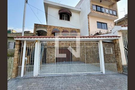Fachada de casa à venda com 3 quartos, 200m² em Jardim Rosa de Franca, Guarulhos