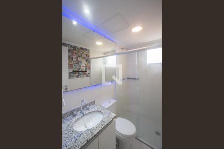 Banheiro de apartamento para alugar com 2 quartos, 62m² em Campo Belo, São Paulo