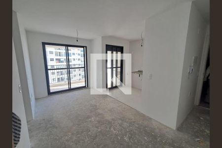 Apartamento à venda com 2 quartos, 67m² em Vila Anastácio, São Paulo