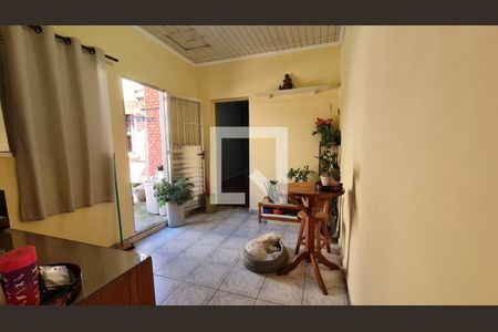 Casa à venda com 3 quartos, 263m² em Liberdade, São Paulo