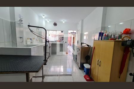 Casa à venda com 3 quartos, 263m² em Liberdade, São Paulo