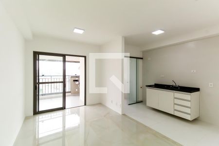 Sala/Cozinha de apartamento para alugar com 2 quartos, 64m² em Quarta Parada, São Paulo