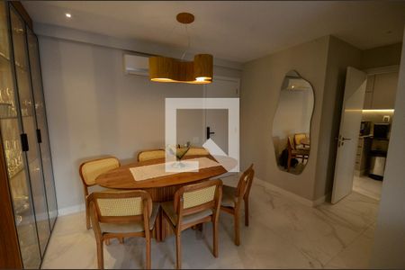 Sala de apartamento à venda com 3 quartos, 105m² em Tijuca, Rio de Janeiro