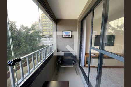 Varanda de kitnet/studio à venda com 1 quarto, 30m² em Butantã, São Paulo