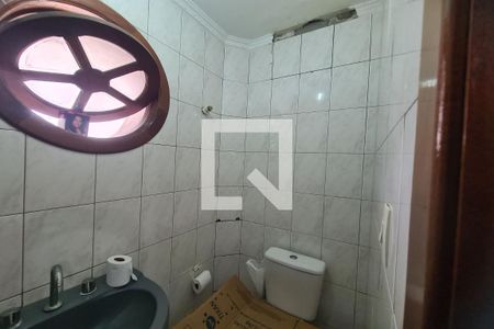 Lavabo de casa de condomínio à venda com 3 quartos, 180m² em Jardim Angela (zona Leste), São Paulo
