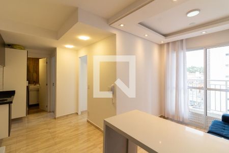 Sala - Cozinha de apartamento para alugar com 2 quartos, 38m² em Vila Butantã, São Paulo