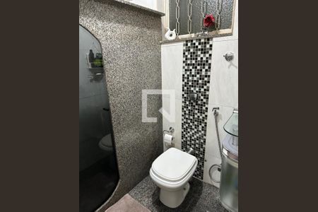 Banheiro  de casa à venda com 3 quartos, 600m² em Santa Maria, Belo Horizonte