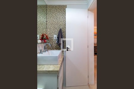 Banheiro Social de apartamento à venda com 2 quartos, 65m² em Vila Romana, São Paulo
