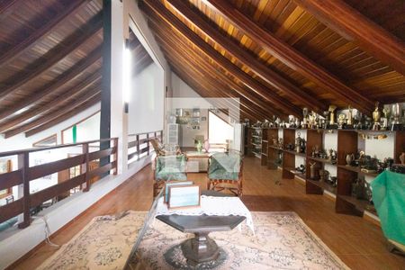Mezanino de casa à venda com 4 quartos, 400m² em Ipanema, Porto Alegre