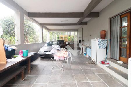 Garagem de casa à venda com 4 quartos, 400m² em Ipanema, Porto Alegre