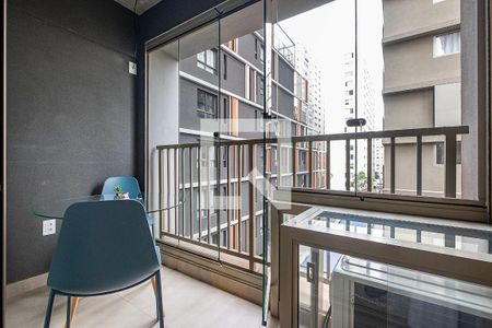 Varanda de kitnet/studio para alugar com 1 quarto, 30m² em Cerqueira César, São Paulo