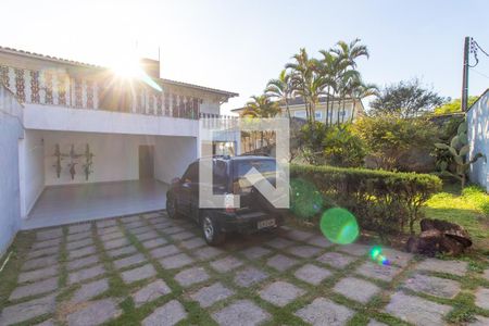 Garagem de casa de condomínio para alugar com 5 quartos, 900m² em Jardim Passargada I, Cotia