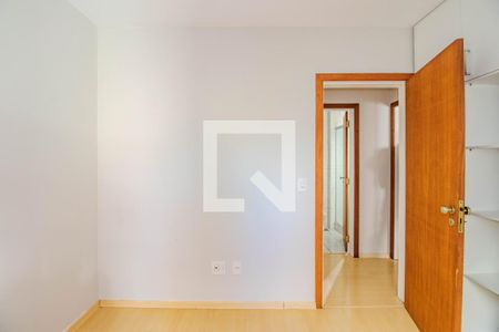 Quarto de apartamento à venda com 2 quartos, 158m² em Petrópolis, Porto Alegre