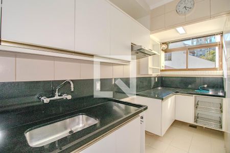 Cozinha de apartamento à venda com 2 quartos, 158m² em Petrópolis, Porto Alegre