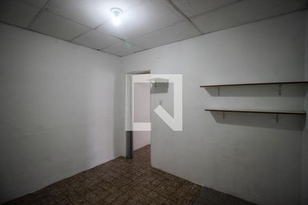Quarto de casa para alugar com 1 quarto, 38m² em Vila Haro, Sorocaba