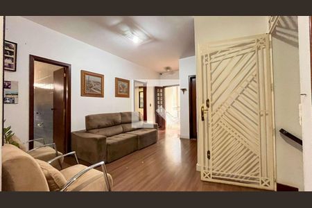 Casa à venda com 4 quartos, 541m² em Santa Lúcia, Belo Horizonte