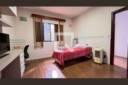 Casa à venda com 4 quartos, 541m² em Santa Lúcia, Belo Horizonte