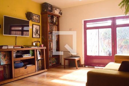 Casa à venda com 3 quartos, 280m² em Vila Curuçá, Santo André