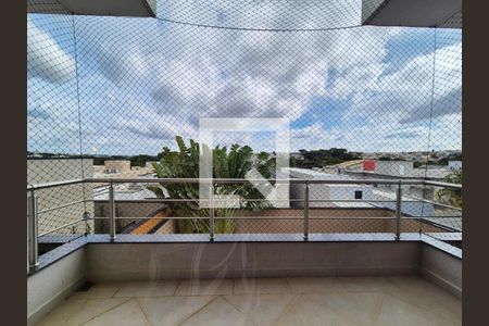 Casa de Condomínio à venda com 4 quartos, 292m² em Swiss Park, Campinas