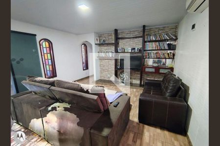 Casa à venda com 6 quartos, 290m² em Itaipu, Niterói