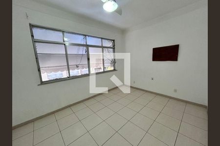 Casa à venda com 3 quartos, 210m² em Santa Rosa, Niterói