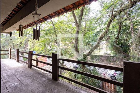 Casa à venda com 3 quartos, 266m² em Matapaca, Niterói