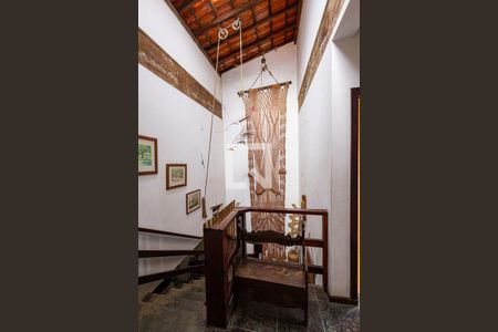 Casa à venda com 3 quartos, 266m² em Matapaca, Niterói