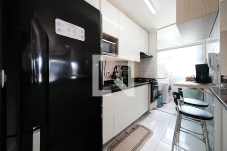 Sala/Cozinha de apartamento para alugar com 2 quartos, 50m² em Vila Paranagua, São Paulo